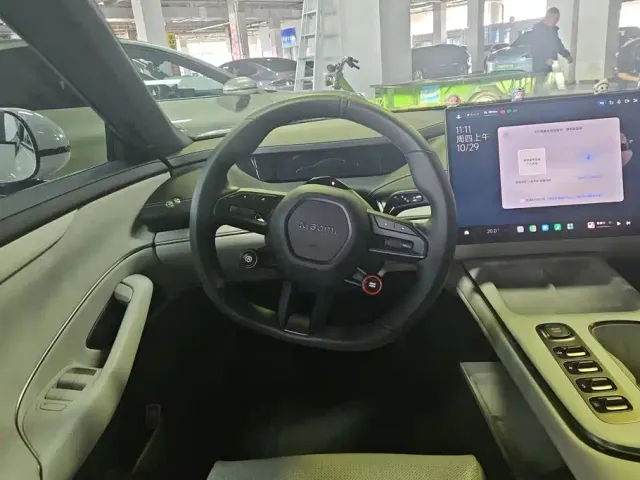 Xiaomi SU7 — Фото автомобиля 15