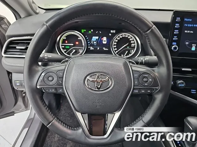Toyota Camry — Фото автомобиля 18
