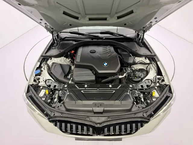 BMW 3 Series — Фото автомобиля 8