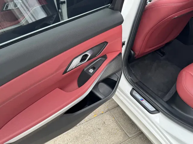 BMW 3 Series — Фото автомобиля 29