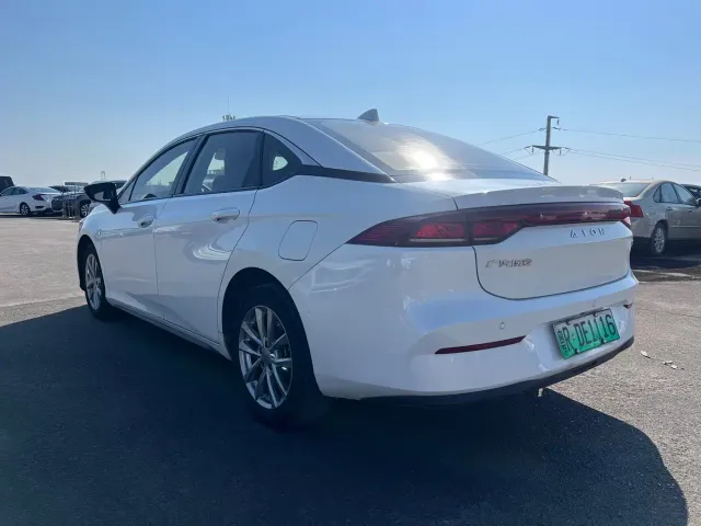 GAC Aion S — Фото автомобиля 5
