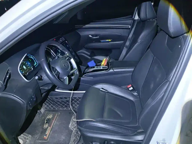 Hyundai Hyundai Tucson 2023 Tucson L 1.5T Automatic 2WD DLX Luxury Edition — Фото автомобиля 11
