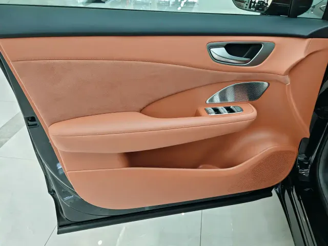 Shangjie SUV — Фото автомобиля 12