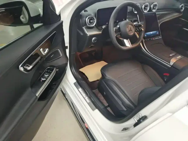 Mercedes-Benz C-Class — Фото автомобиля 15