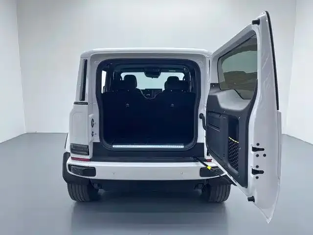 iCAR V23 — Фото автомобиля 14