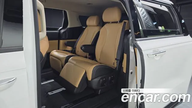 Kia Carnival 4th Gen — Фото автомобиля 17