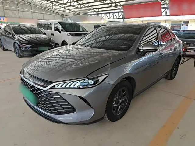 Фотография автомобиля — BYD Qin PLUS