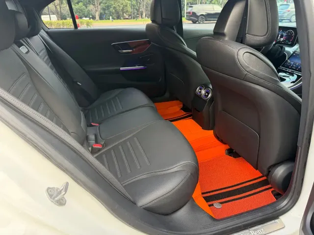 Mercedes-Benz C-Class — Фото автомобиля 7