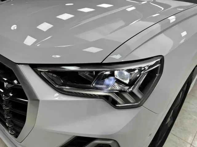Audi Q3 — Фото автомобиля 22