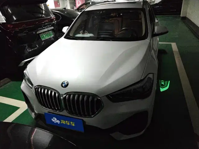 BMW X1 — Фото автомобиля 2