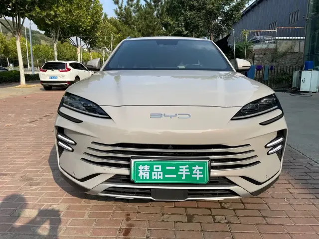 BYD Song PLUS PHEV 2023 Champion Edition DM-i 110KM Flagship — Фото автомобиля 2