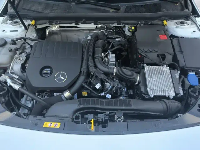 Mercedes-Benz A-Class — Фото автомобиля 10