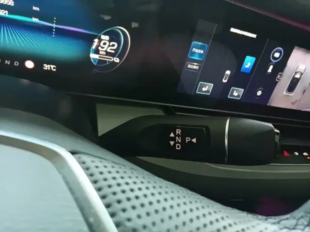 ARCFOX Arcfox Alpha S 2022 Model 708S+ 160kW — Фото автомобиля 13