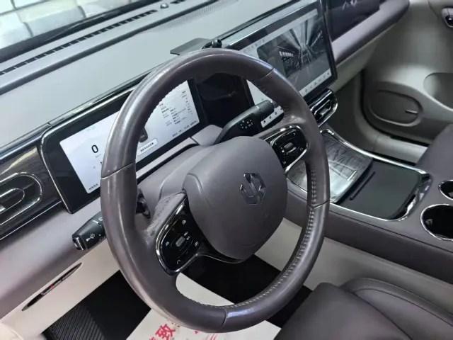 Leapmotor C11 — Фото автомобиля 20