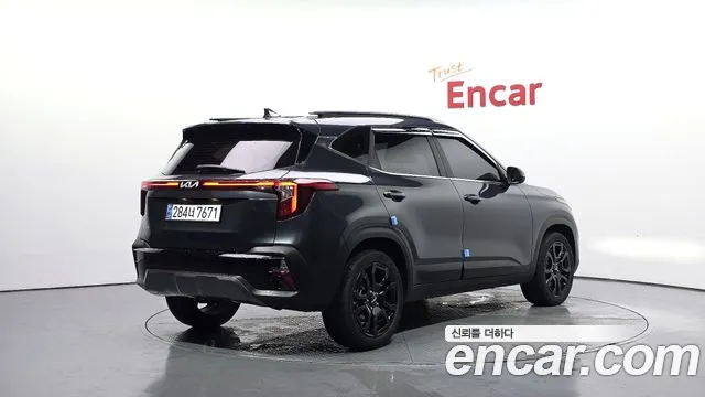 Kia Seltos Бензин 1.6 турбо 2WD — Фото автомобиля 2