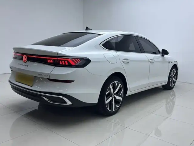 Volkswagen Lamando — Фото автомобиля 17