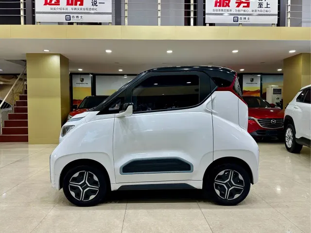 Wuling NanoEV — Фото автомобиля 2