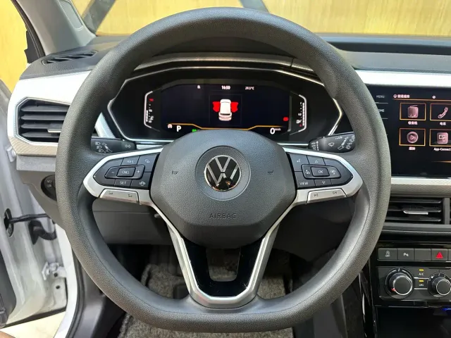 Volkswagen Tanying 2021 1.5L Automatic 30th Anniversary Edition — Фото автомобиля 13