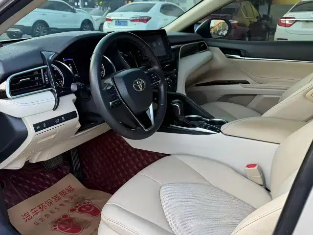 Toyota Camry — Фото автомобиля 6