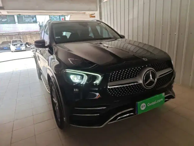 Mercedes-Benz GLE-Class — Фото автомобиля 3
