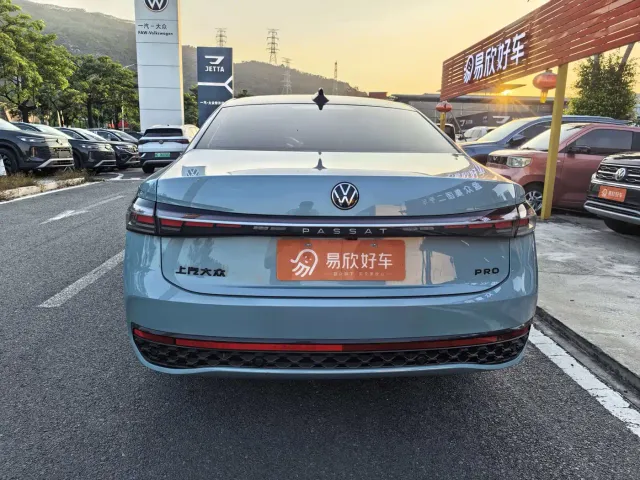 Volkswagen Passat — Фото автомобиля 8