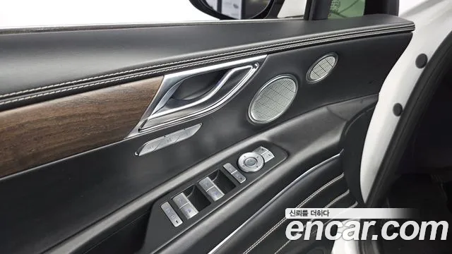 Genesis GV80 2.5T Бензин AWD — Фото автомобиля 26