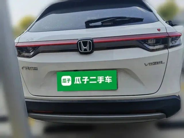 Honda Vezel — Фото автомобиля 3