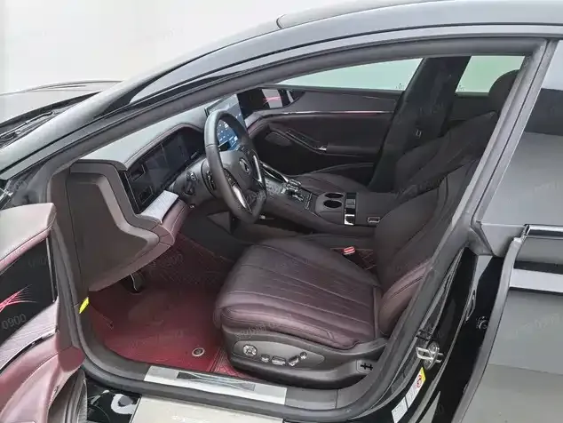 Denza Z9GT — Фото автомобиля 8