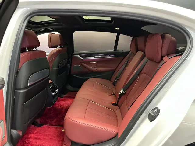 BMW 5 Series — Фото автомобиля 7