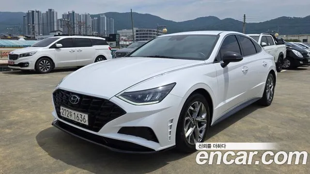 Фотография автомобиля — Hyundai Sonata DN8