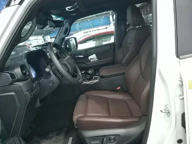 Toyota Prado — Фото автомобиля 14