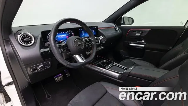 Mercedes-Benz GLA-Class H247 — Фото автомобиля 13