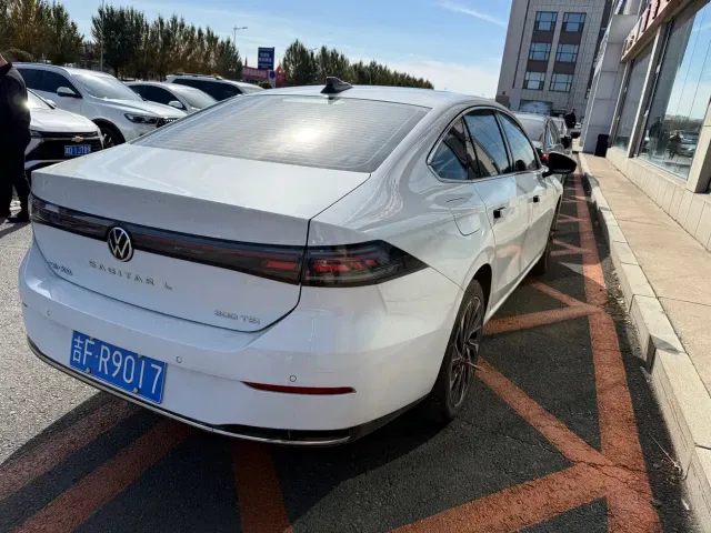 Volkswagen Sagitar — Фото автомобиля 6