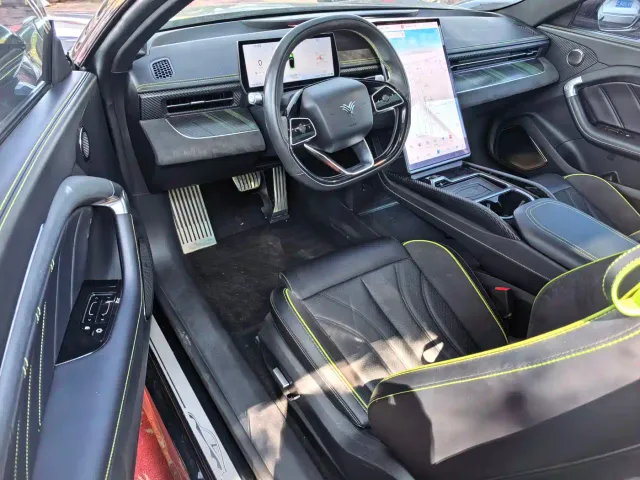 Hozon Neta GT — Фото автомобиля 6
