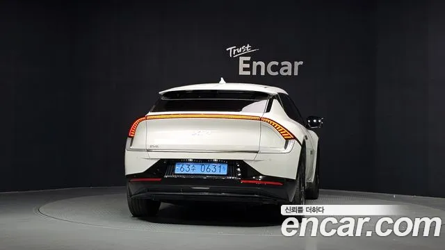 Kia EV6 — Фото автомобиля 4