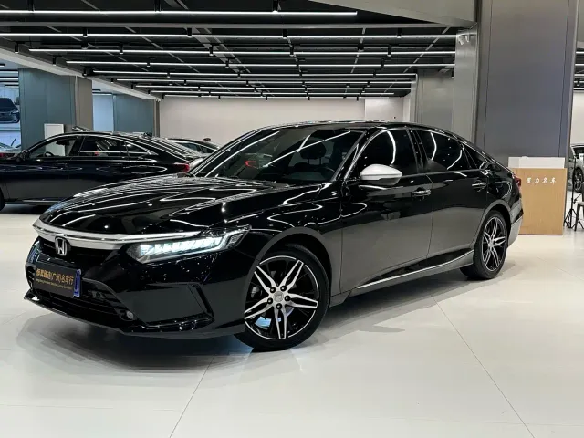 Фотография автомобиля — Honda Inspire