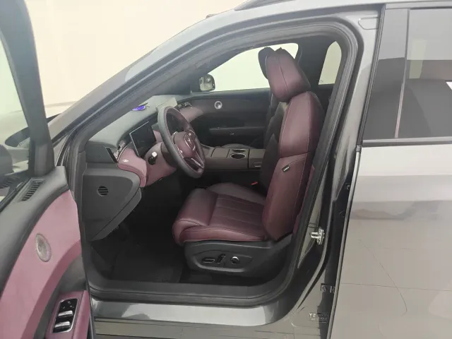 Voyah FREE — Фото автомобиля 13