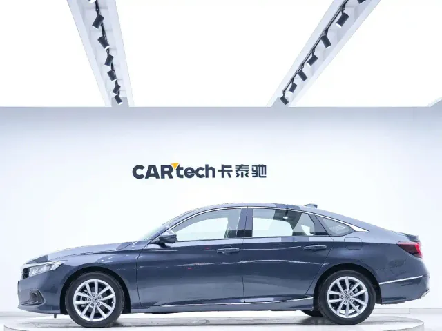Honda Accord — Фото автомобиля 2