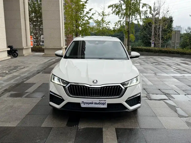 Skoda Octavia — Фото автомобиля 2