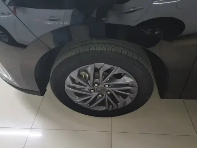 Maxus G50 — Фото автомобиля 22