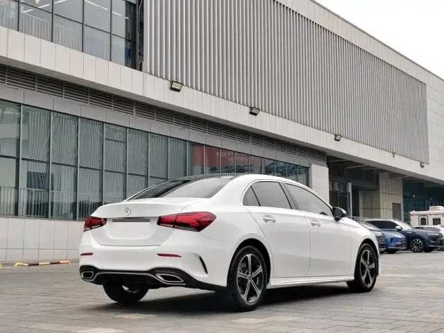 Mercedes-Benz A-Class — Фото автомобиля 8