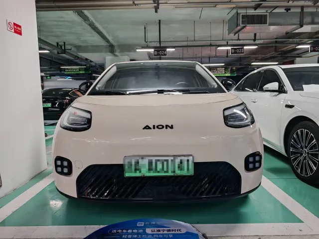 GAC Aion UT — Фото автомобиля 2