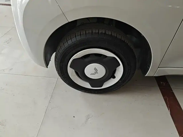 Wuling Hongguang Mini EV — Фото автомобиля 22