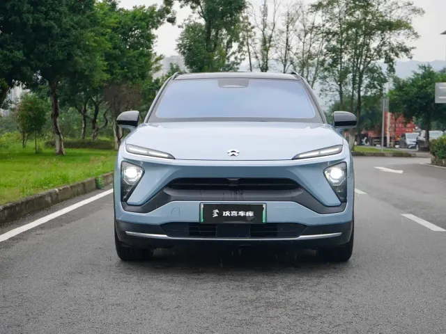 Nio ES6 — Фото автомобиля 2