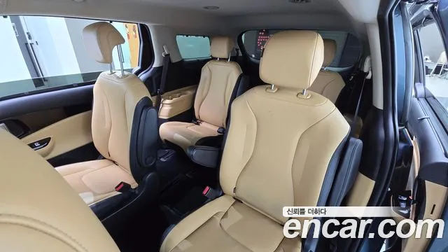 Kia Canival Carnival 4 поколение Бензин 9 мест Noblesse — Фото автомобиля 12