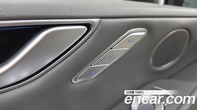 Genesis G80 Бензин 2.5 турбо 2WD — Фото автомобиля 28