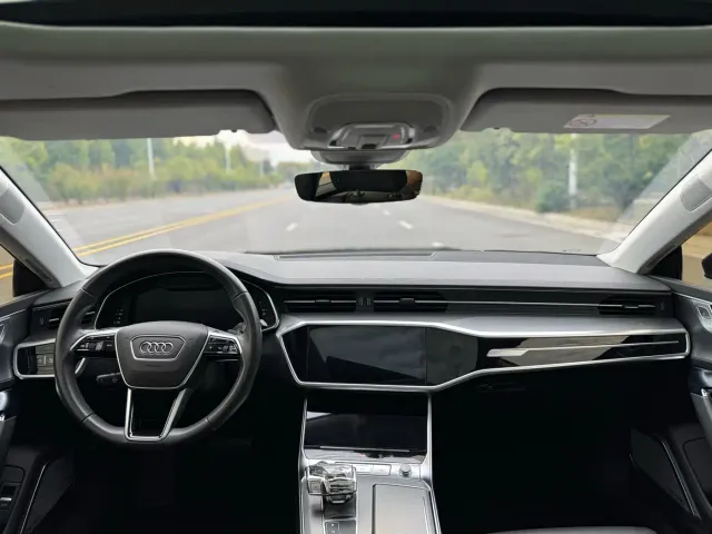 Audi A7 — Фото автомобиля 16