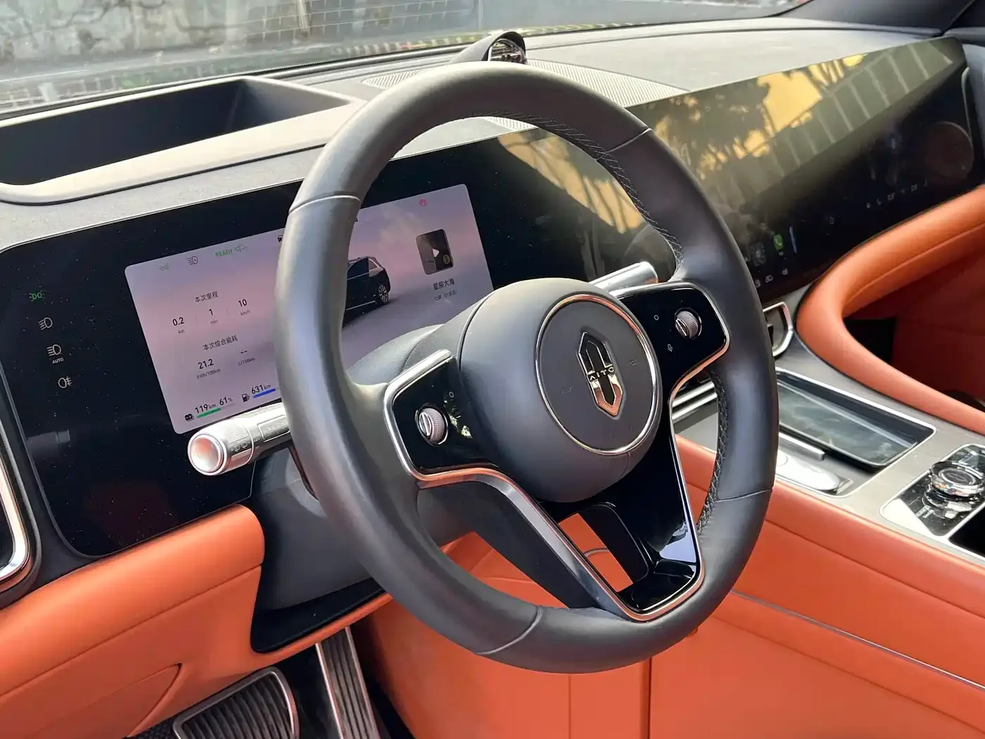 AITO Wenjie AITO M9 2024 Range Extender Max Edition 42kWh 6-seater — Фото автомобиля 16