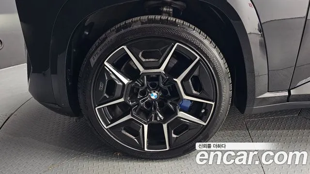 BMW XM G09 — Фото автомобиля 5