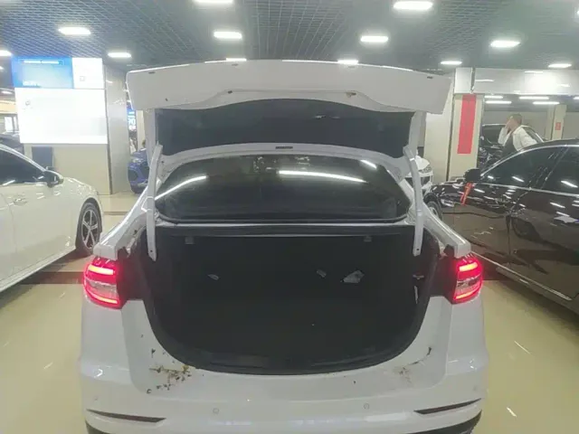 Ford Mondeo — Фото автомобиля 18